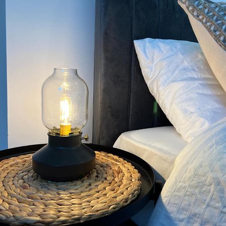 Lovely 1-Bedroom Flat In St Leonards On Sea ภายนอก รูปภาพ