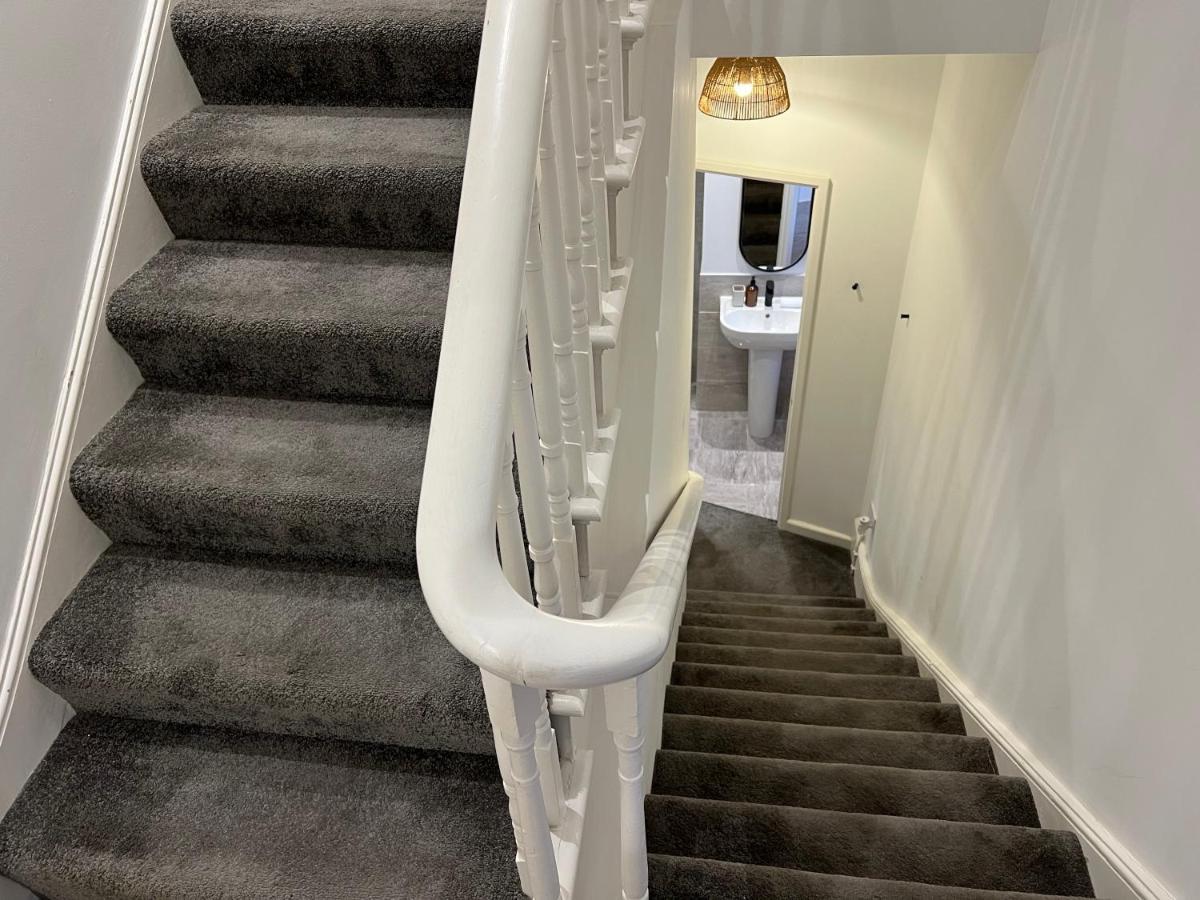 Lovely 1-Bedroom Flat In St Leonards On Sea ภายนอก รูปภาพ
